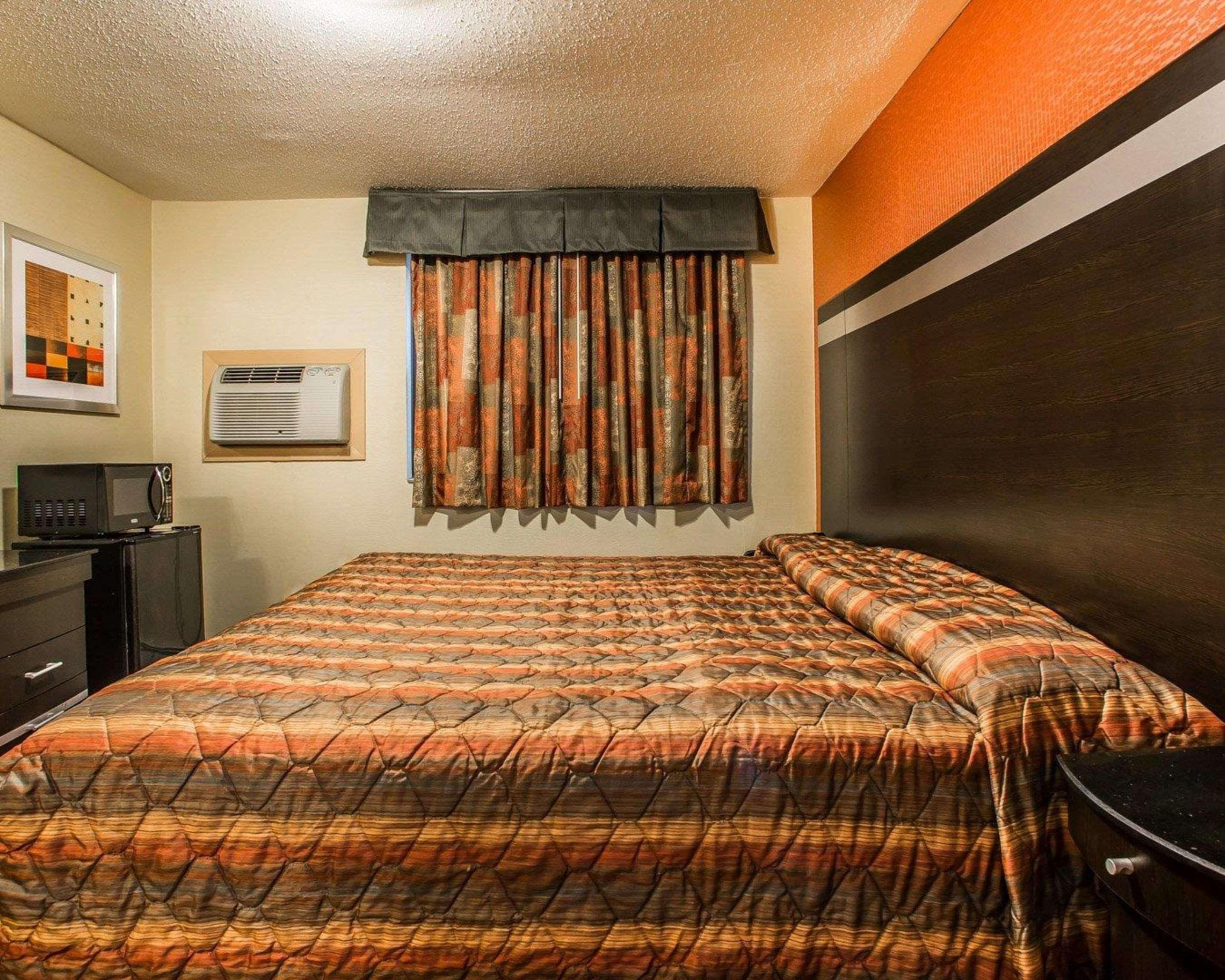 Rodeway Inn Belleville Zewnętrze zdjęcie