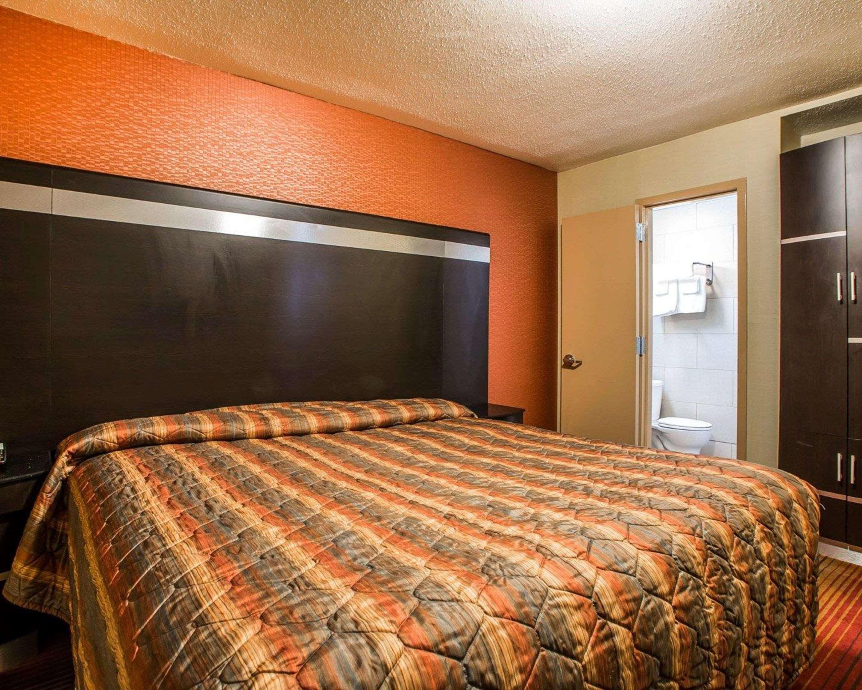 Rodeway Inn Belleville Zewnętrze zdjęcie