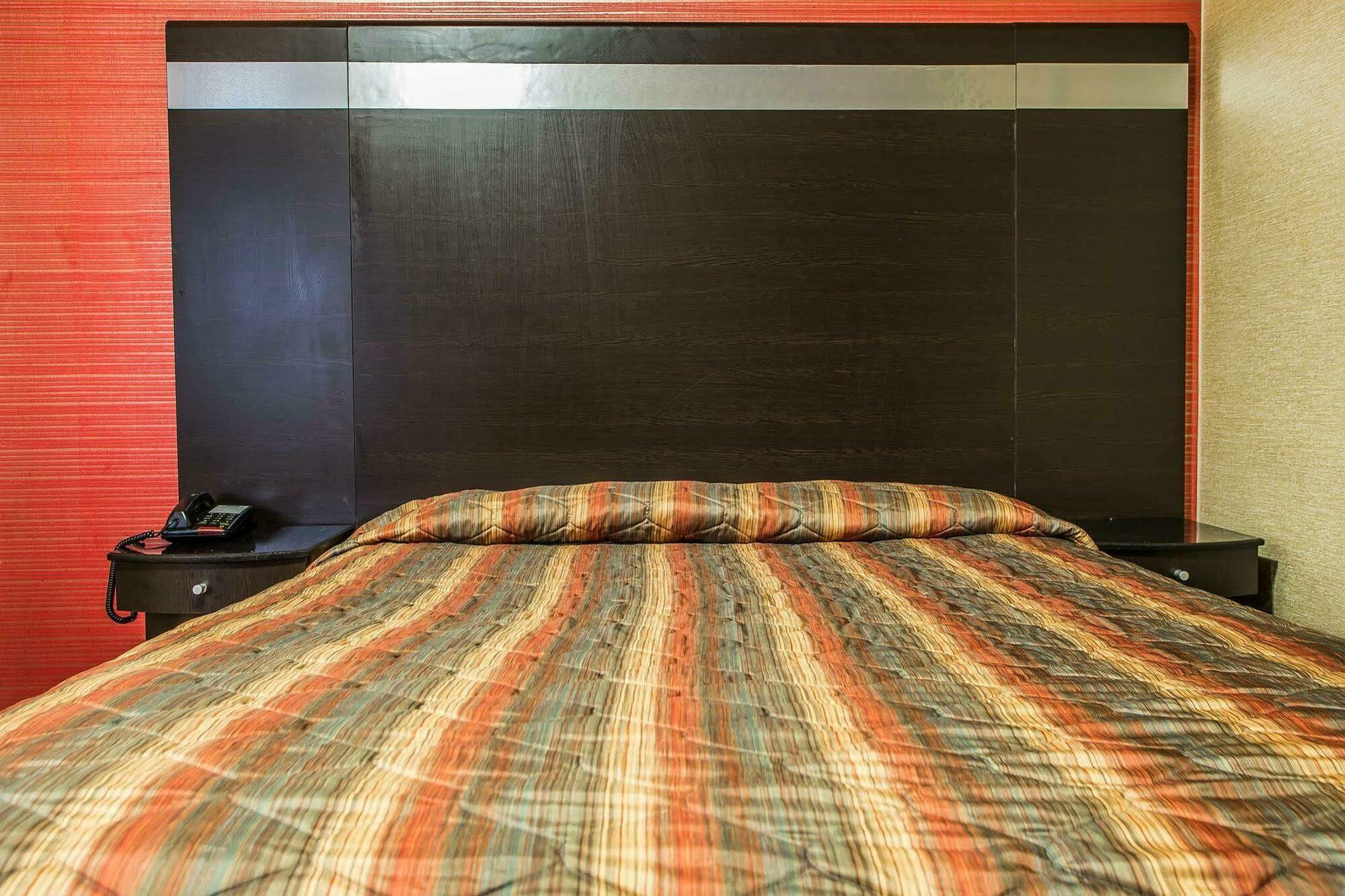 Rodeway Inn Belleville Zewnętrze zdjęcie